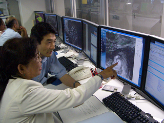 Seventh on-the-job training in typhoon operations at the RSMC Tokyo - Typhoon Center