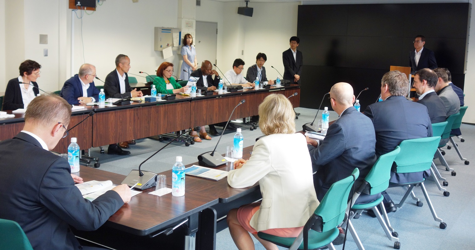 Hajime Yoshimura responding on behalf of the delegation (2/2)
