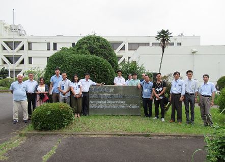 Group photo at the RIC Tsukuba gate