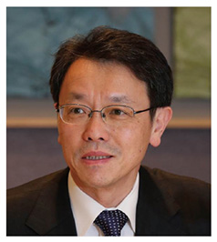 南海トラフ沿いの地震に関する評価検討会会長（東京大学地震研究所教授）平田　直