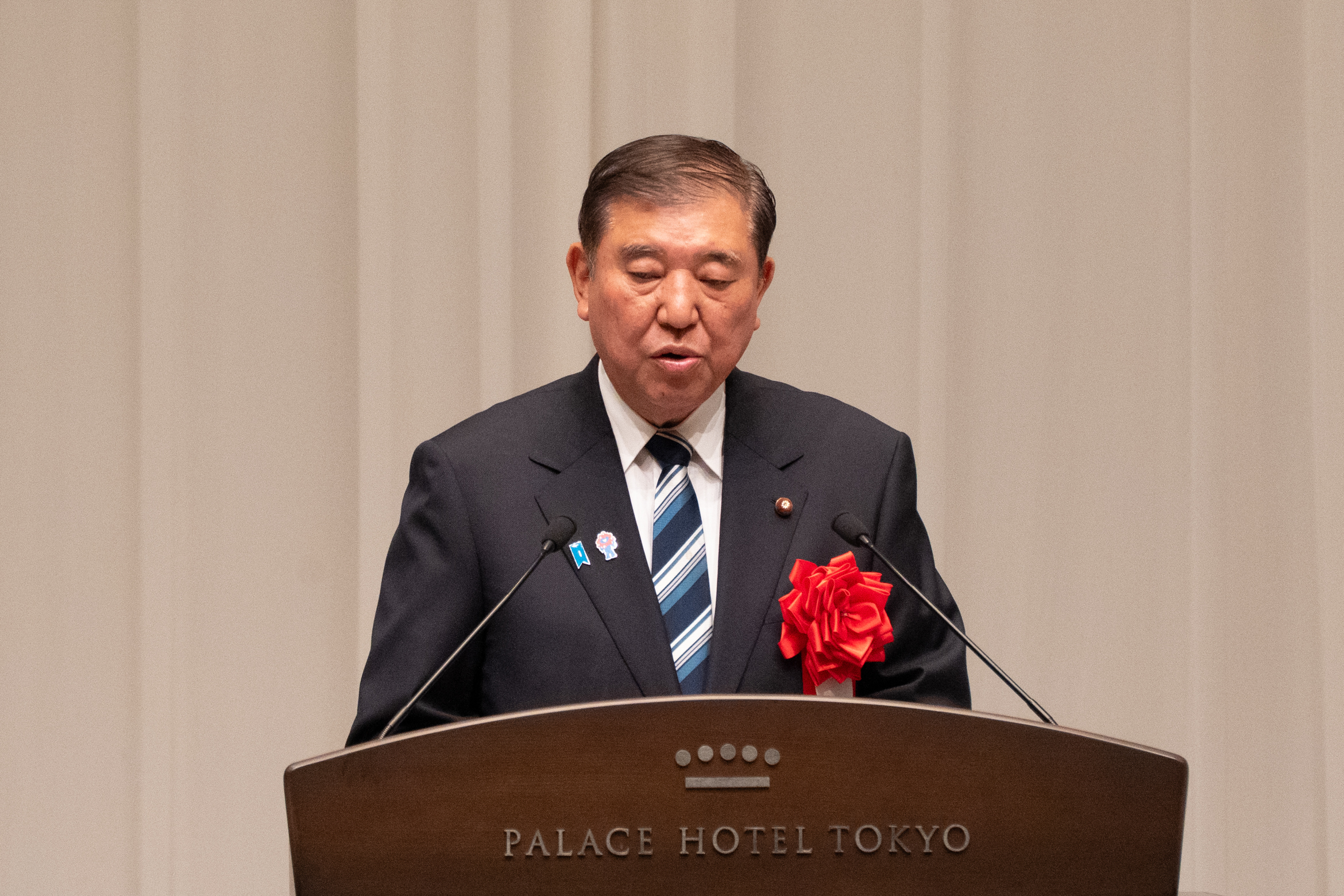 祝辞を述べられる石破茂内閣総理大臣