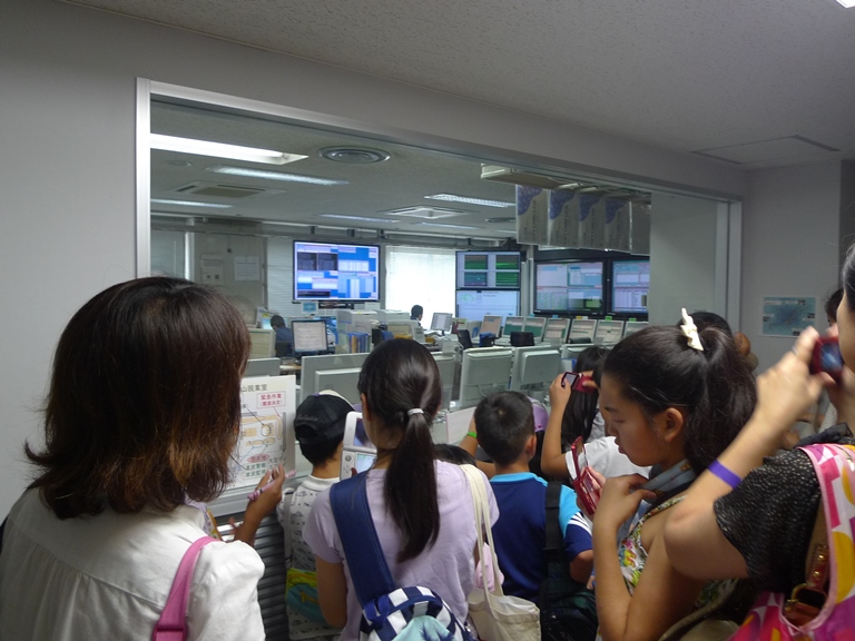 地震火山現業室