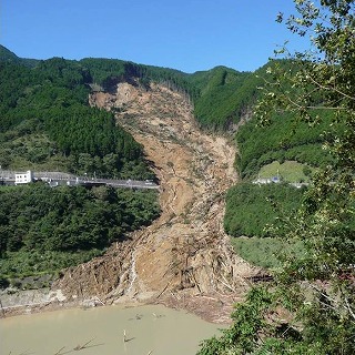 平成23年台風第12号の大雨による土砂崩れ